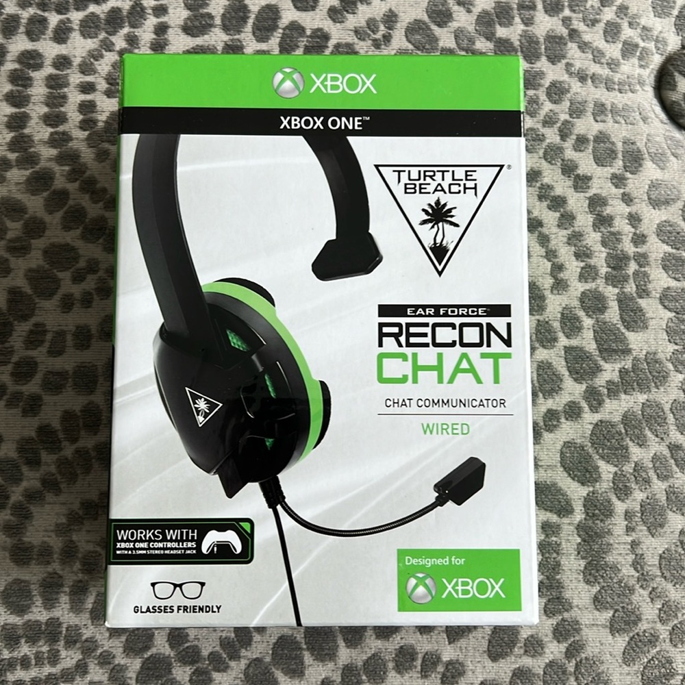 Xbox One turtle beach recon chat communicator. Wired. New in box
